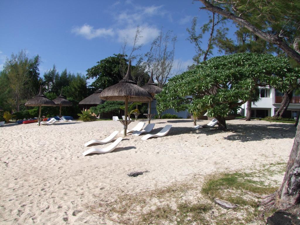 So Beach Villa In Situ Roches Noires 部屋 写真